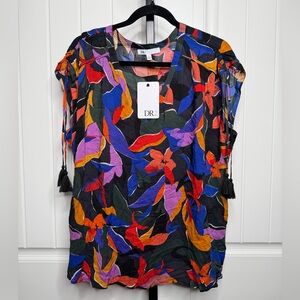 DR2 Women’s Multicolor Abstract Print Short Sleeve NWT